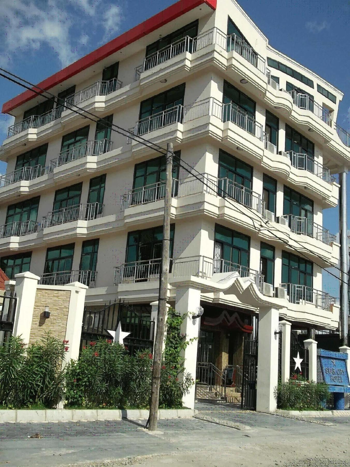 Star City Hotel Dar es Salaam Buitenkant foto