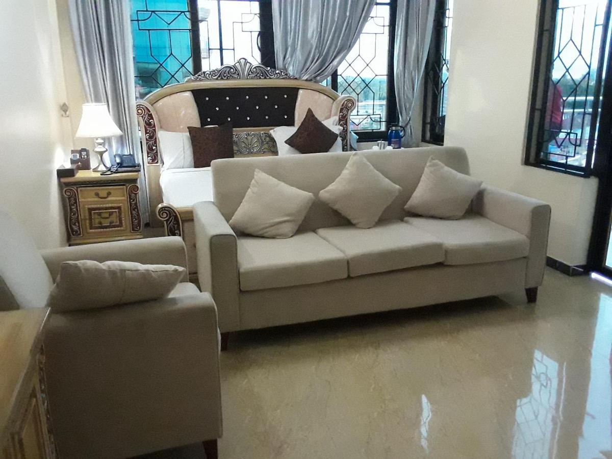 Star City Hotel Dar es Salaam Buitenkant foto