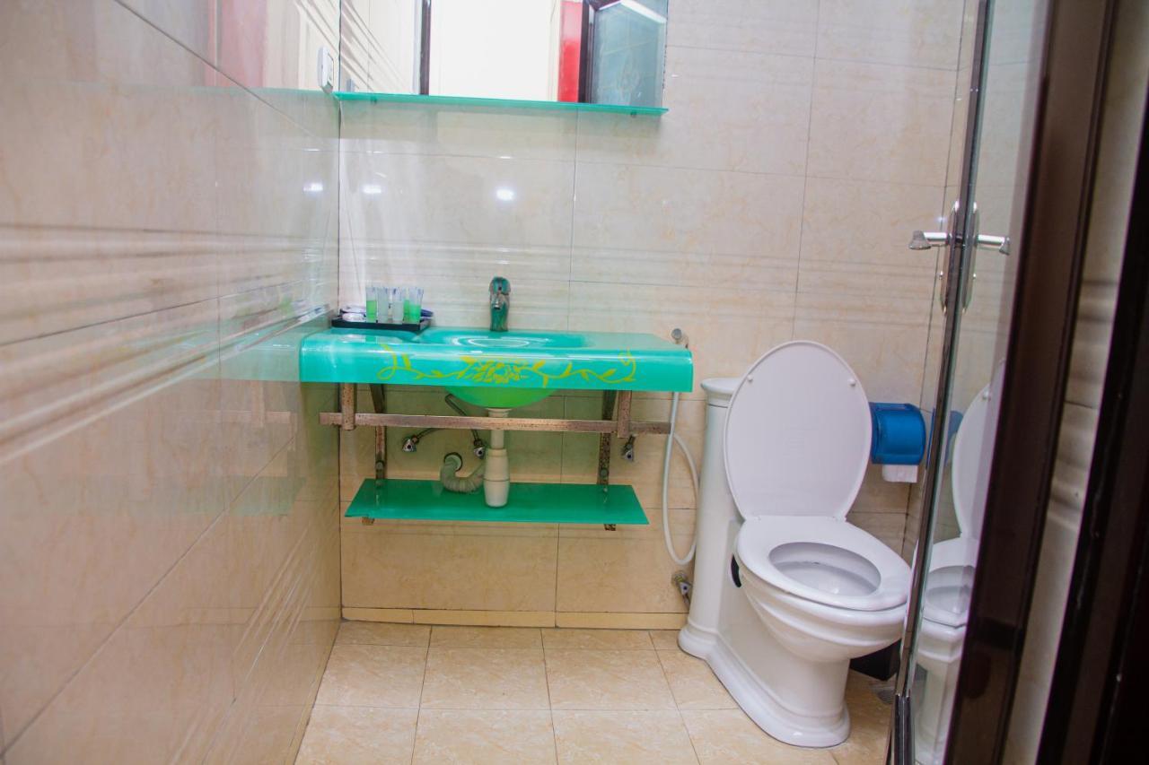 Star City Hotel Dar es Salaam Buitenkant foto